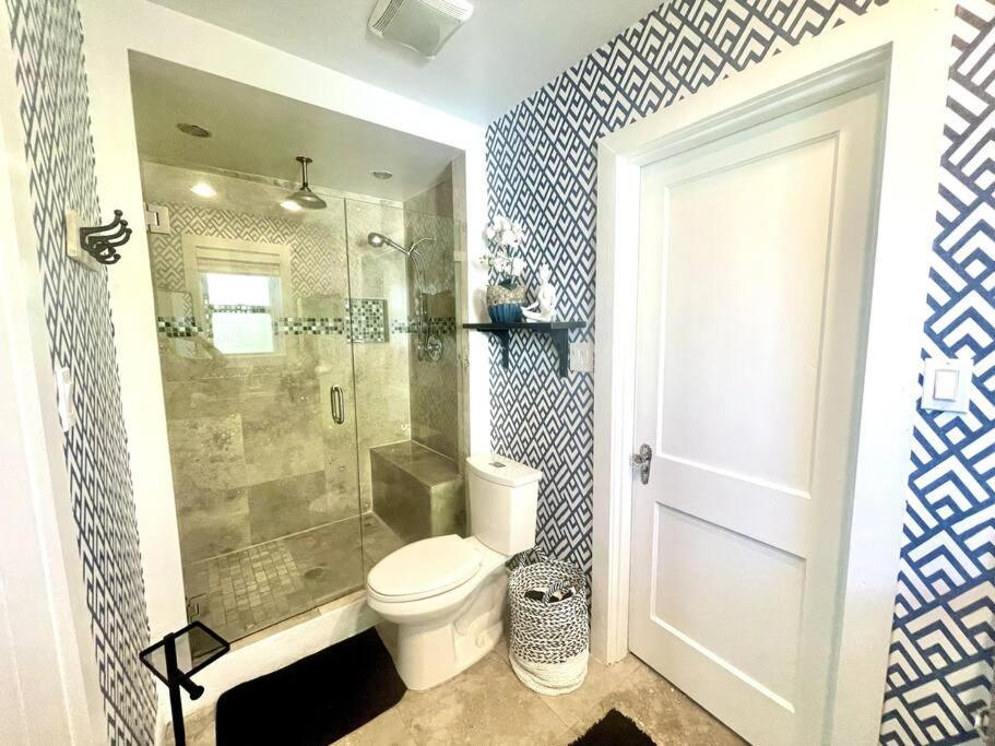 Cozy Sanctuary Minutes From The Bay And Beaches Tampa Eksteriør billede