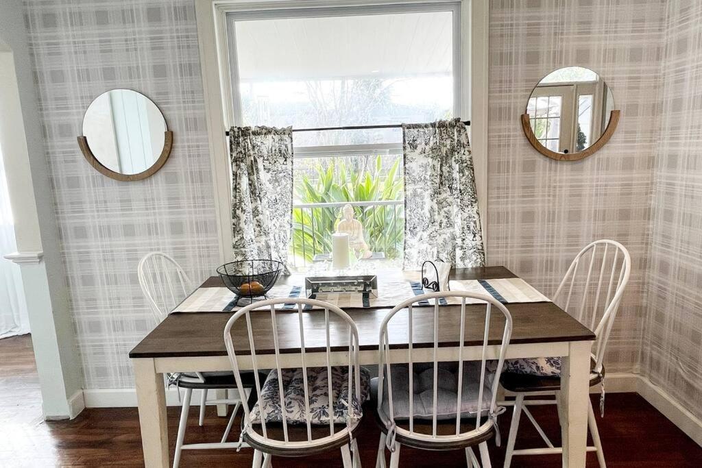 Cozy Sanctuary Minutes From The Bay And Beaches Tampa Eksteriør billede