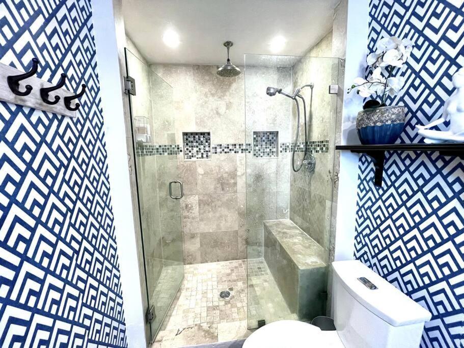 Cozy Sanctuary Minutes From The Bay And Beaches Tampa Eksteriør billede